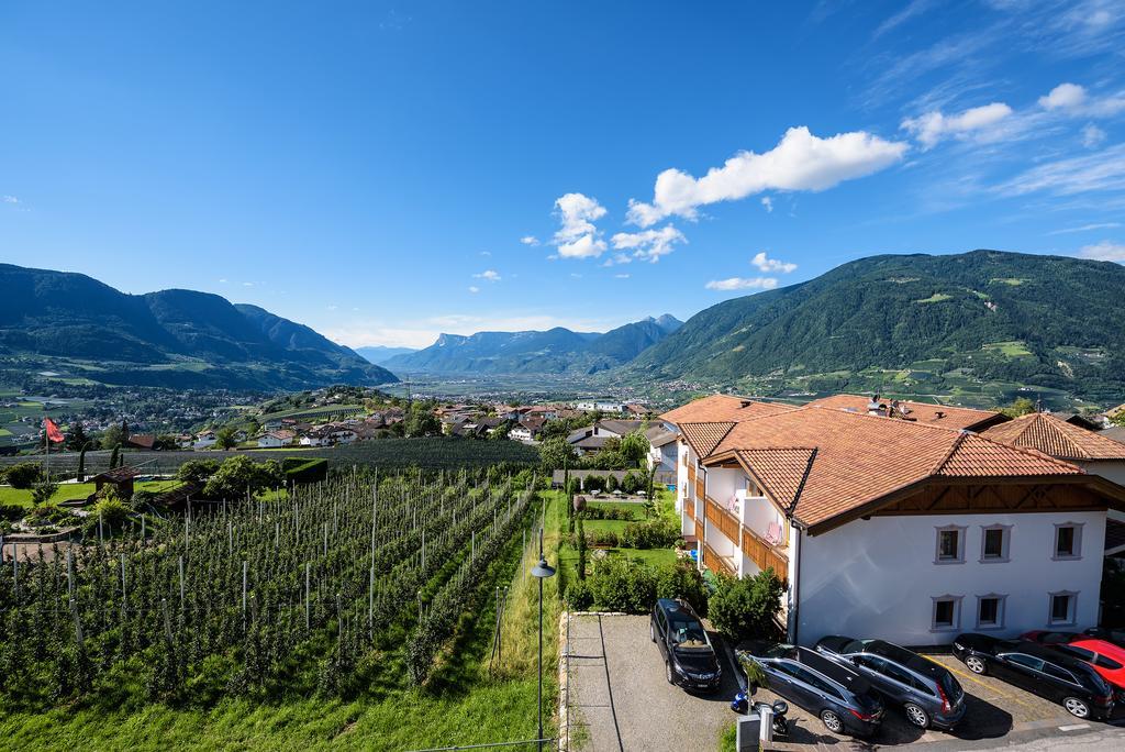 Garni Hotel Kessler Tirolo Exterior photo